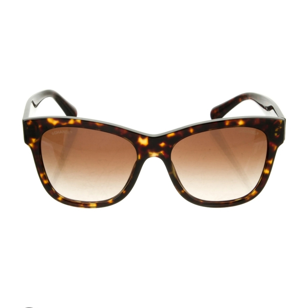 CHANEL Interlocking CC Logo Wayfarer Sunglass-Authentic - Picture 2 of 10